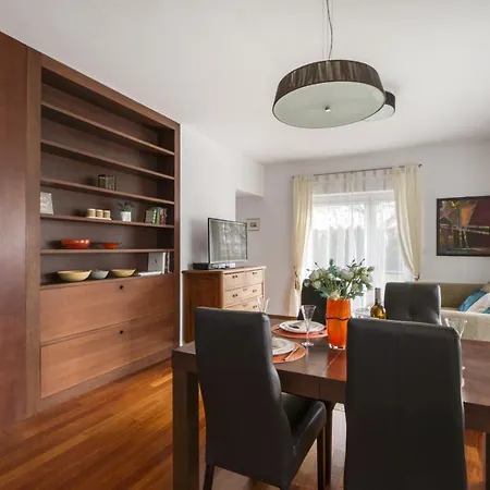 Apartment M&r Airport&business Premium Marina Mokotow - Parking - Wifi - Netflix - Self Check-in, Terrace - Guarded Estate - Waw Chopin Airport *