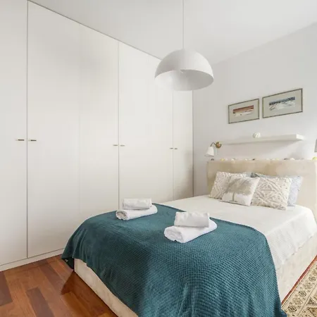 M&r Airport&business Premium Marina Mokotow - Parking - Wifi - Netflix - Self Check-in, Terrace - Guarded Estate - Waw Chopin Airport Apartment